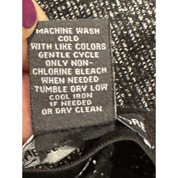 Chelsea & Theodore Black/ White Heathered PULL ON Skirt - Women's Size XL - Picture 9 of 9